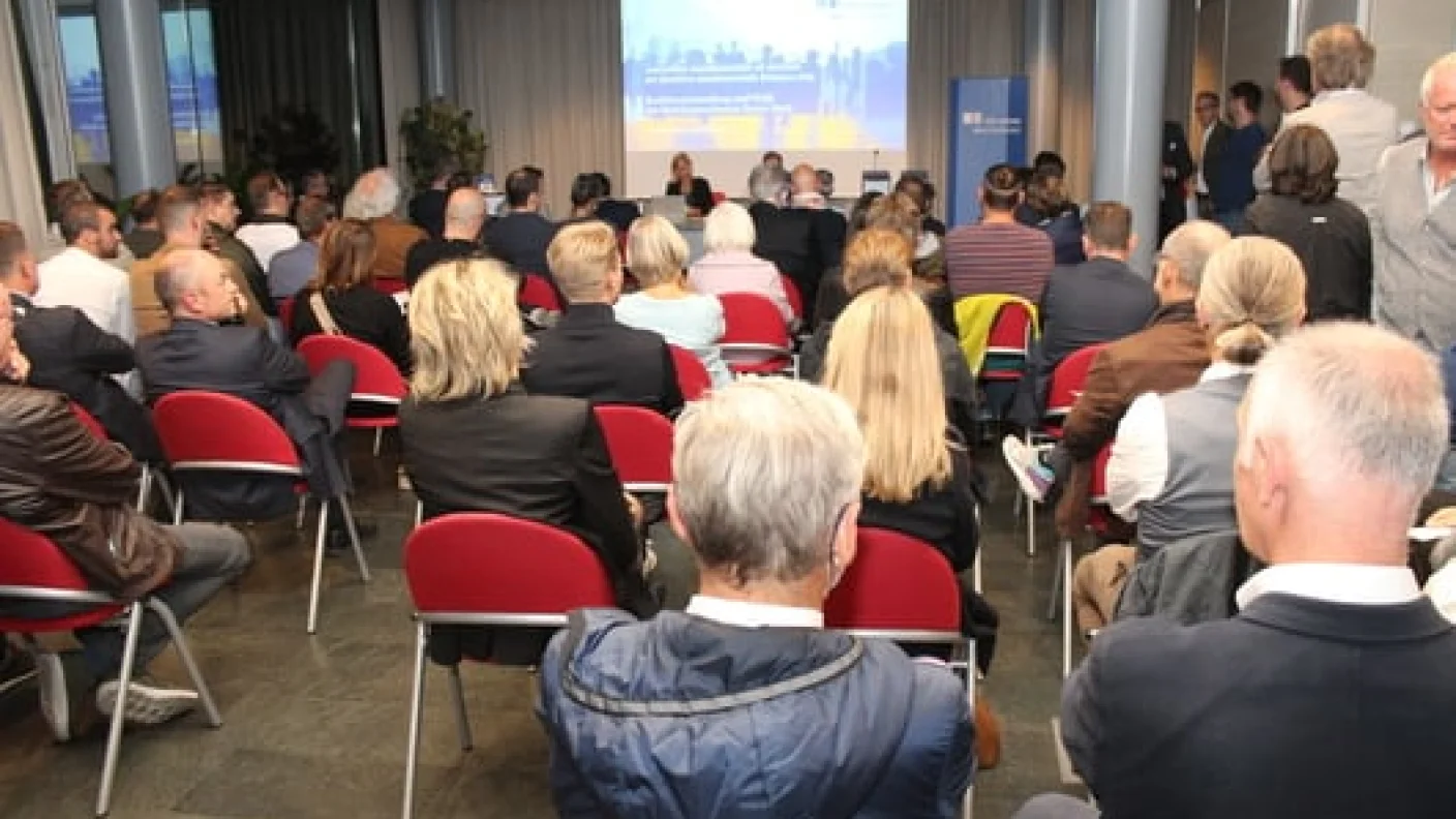 saal-akademie_1.jpg